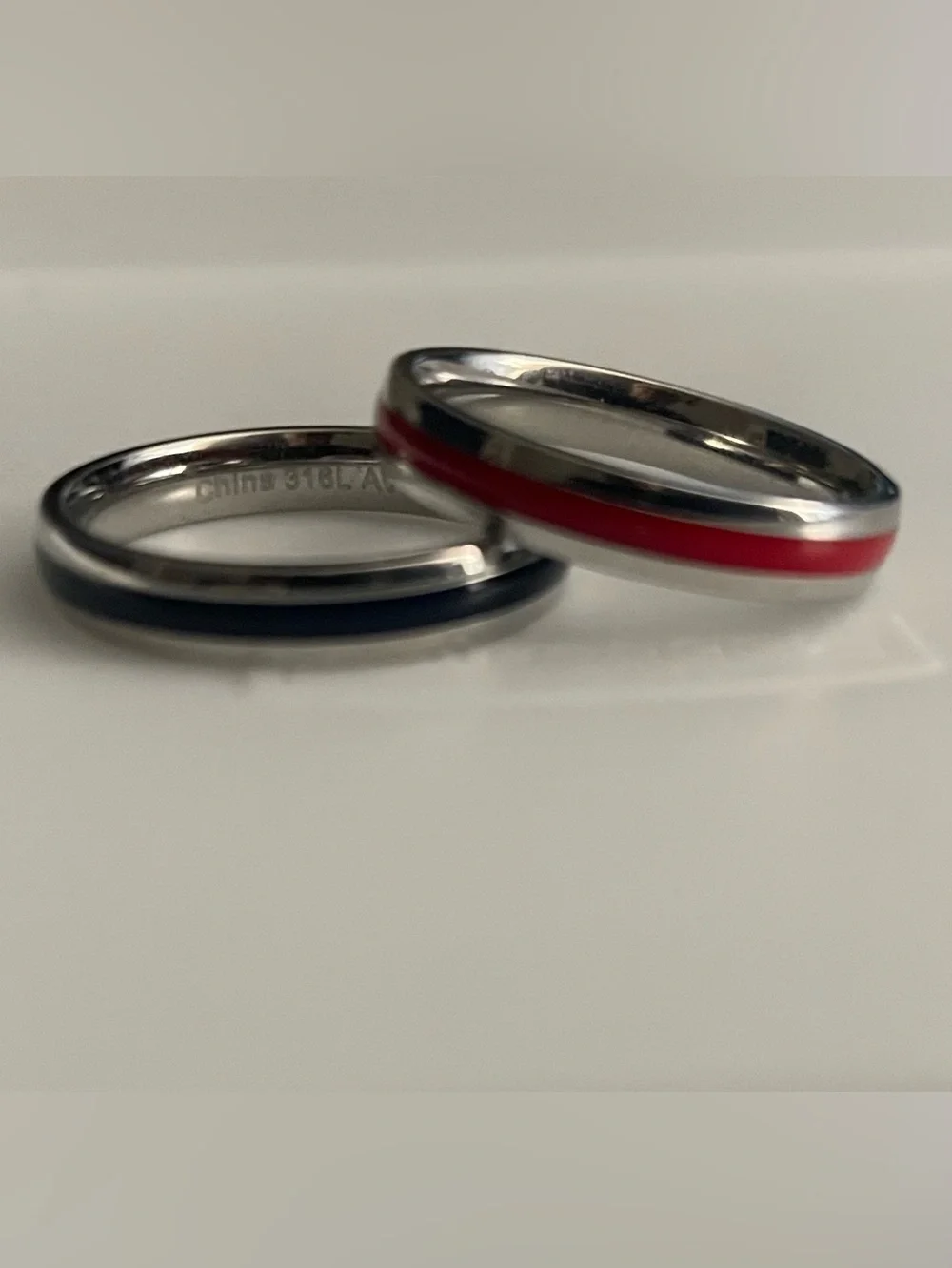 Set of 2 stainless steel with enamel rings